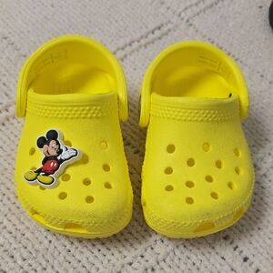 Disney Kids Bright Yellow Mickey Mouse Clogs